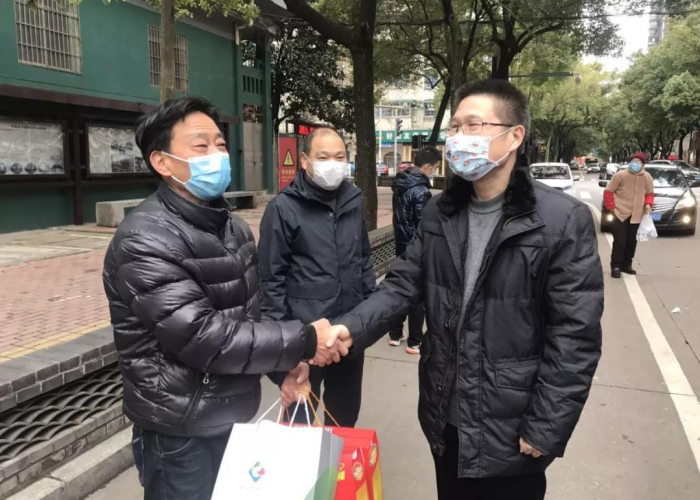 什么是疫情防控一线的工作人员（什么叫疫情一线工作人员）