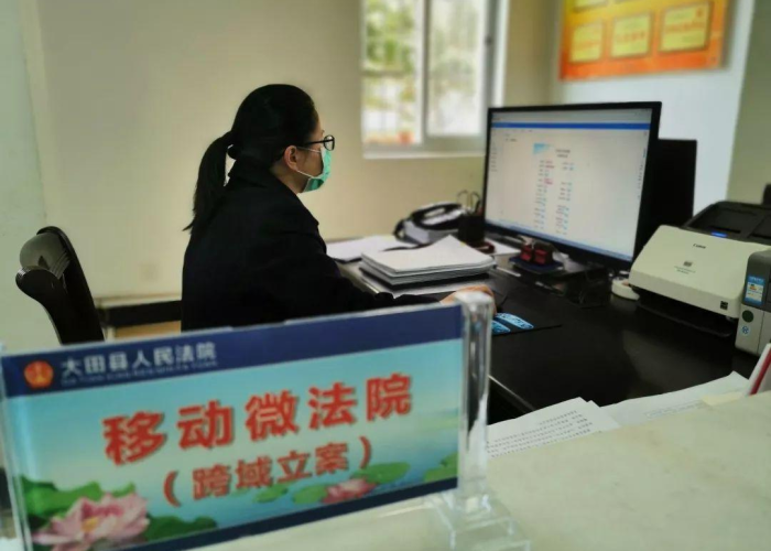 人民日报疫情感人故事（人民日报疫情优秀报道）