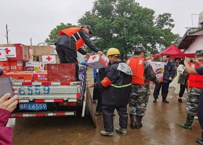 抗击疫情八方支援图片（抗疫一方有难八方支援的事件）