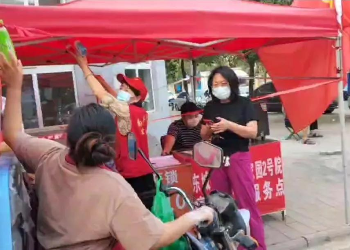 疫情下工作人员坚守岗位（疫情期间坚守岗位的话语）