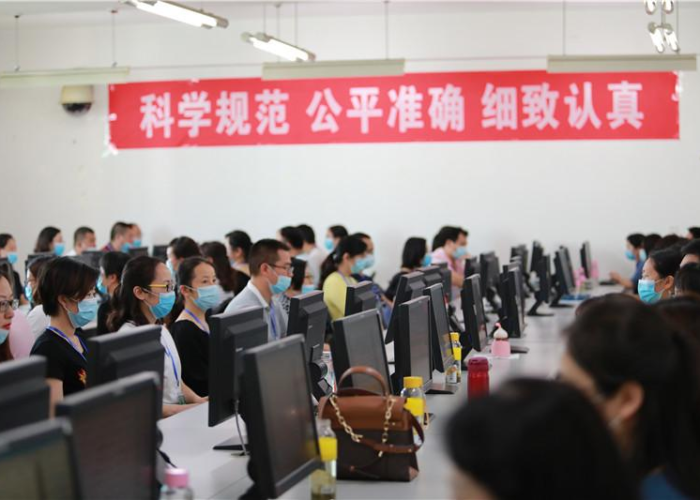 疫情防控宣传与英语版（2020疫情防疫宣传英语）