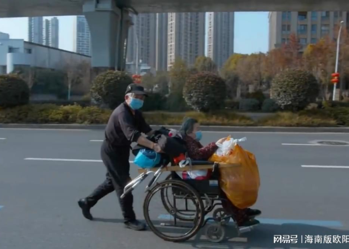 疫情折射出的真实人性（疫情背后折射出的人性）