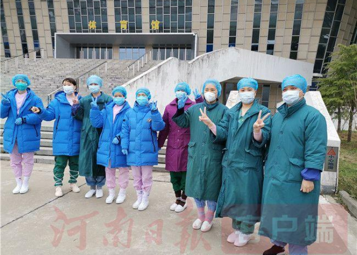 新冠疫情感人视频方舱医院（方舱医院新闻报道）