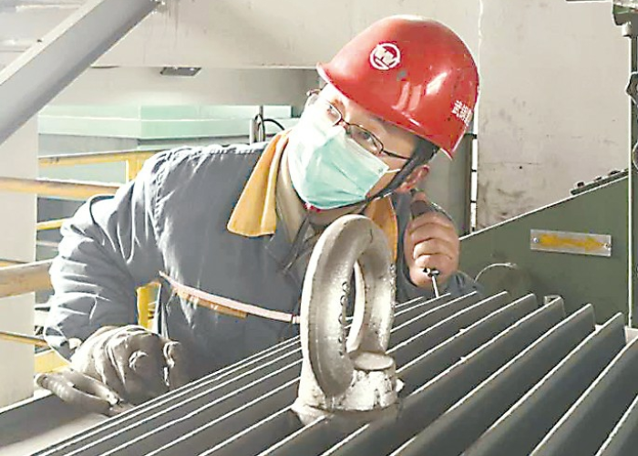 疫情期间员工坚持坚守岗位（抗疫期间企业员工坚守岗位）