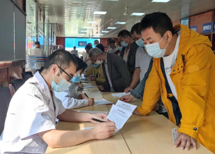 新冠疫情英文介绍ppt（介绍新冠疫情的英语ppt）