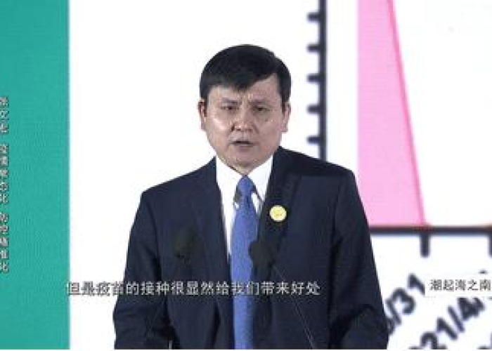 新冠疫情英语演讲视频（新冠疫情英文演讲视频）