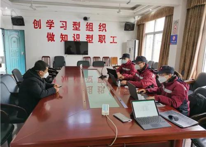 新冠疫情新闻播报素材武汉（武汉疫情新闻稿300字）