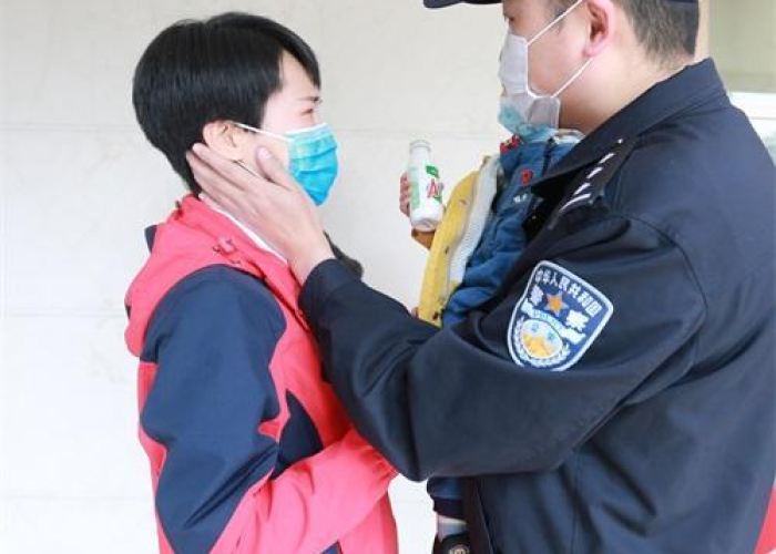 疫情在家怎么剪头发（疫情中剪去秀发）