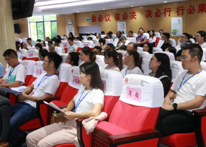 新冠疫情防控英语（新冠疫情防疫英文）