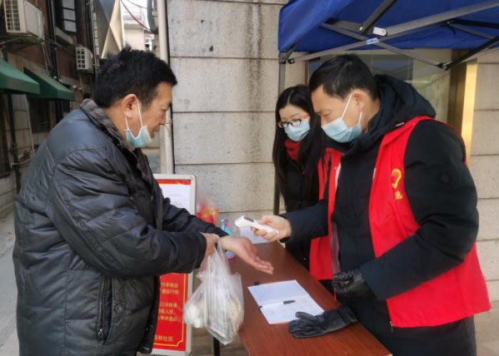 疫情湖北官员撤换的人数（湖北因为疫情被处理官员）