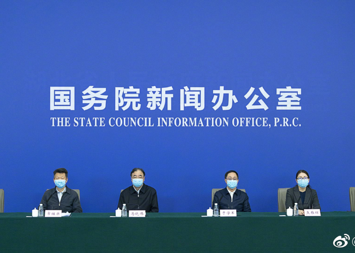 疫情湖北官员撤换的人数（湖北因为疫情被处理官员）